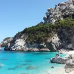Viaggiare in Sardegna, ecco quali sono i consigli da non perdere