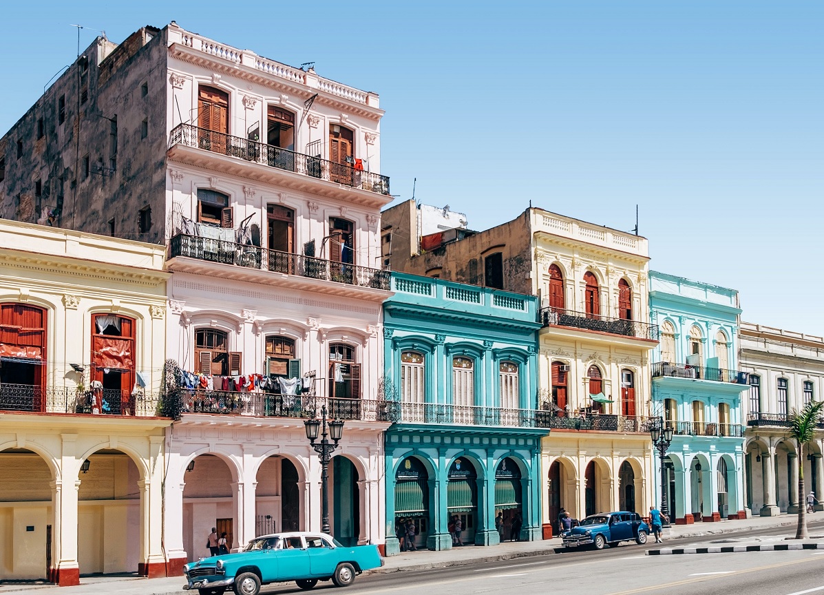 Esplorando Cuba: Dallo splendore coloniale alle spiagge paradisiache, passando per le terre del tabacco