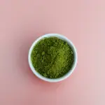 Sai cos'è il tè matcha o l'integratore Matcha Slim?